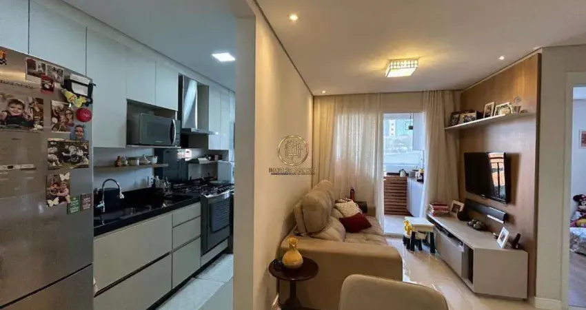 Apartamento à venda em Campinas, Taquaral, com 2 quartos, com 61 m², Living Welcome