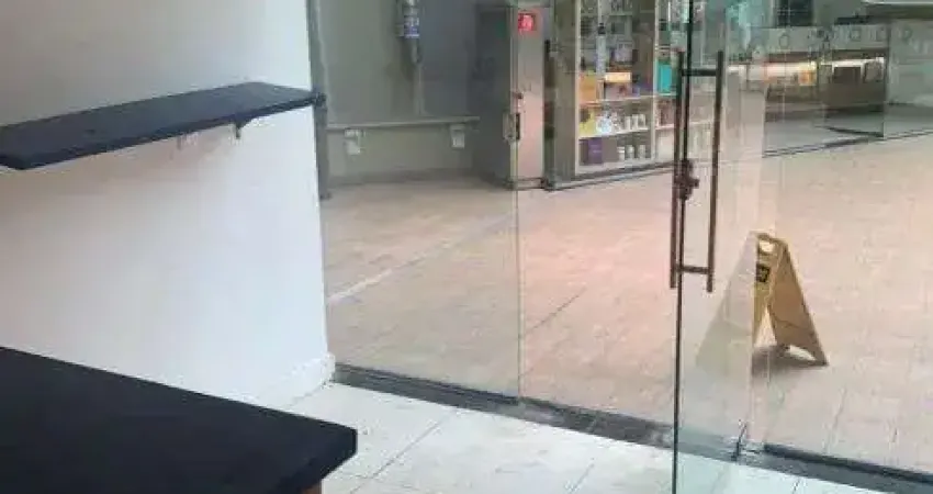 Alugo ótima sala no condomínio A4 no Recreio  20 m2