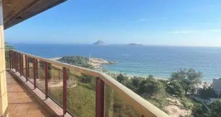 Vendo ou Alugo Cobertura triplex vista deslumbrante  3 quartos 4 suítes Arpoador
