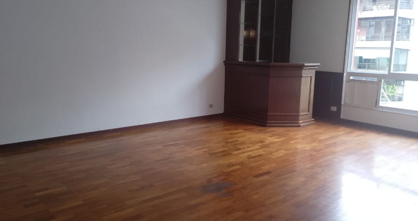 VENDO MARAVILHOSO APARTAMENTO NA LAGOA