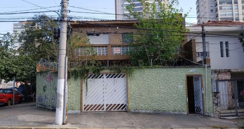 Sobrado em Água Branca - São Paulo, SP