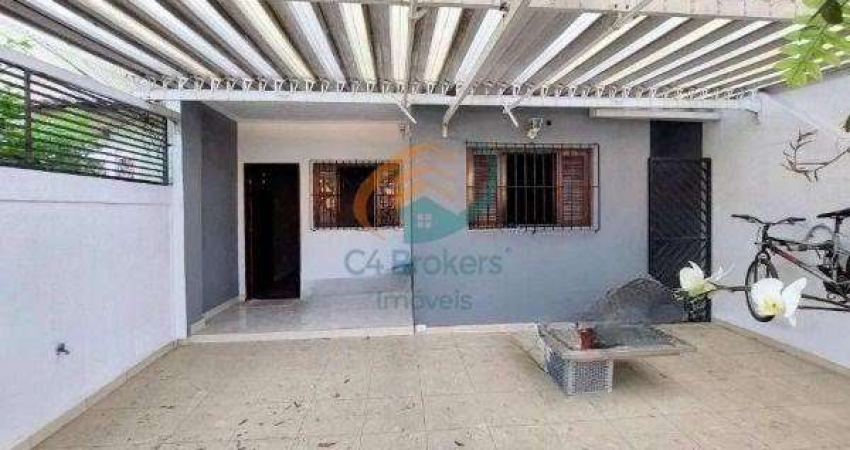 Casa térrea em Jardim Santa Francisca  -  Guarulhos