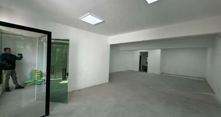 Casa comercial com 1 sala para alugar na Vila Camargos, Guarulhos 