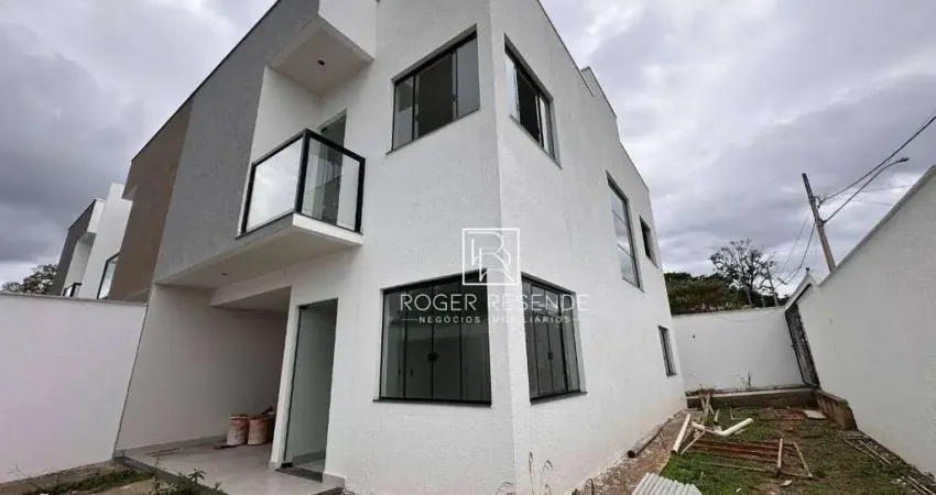 Casa com 3 quartos à venda, 162 m² por R$ 700.000 - Guaruja Mansões - Betim/MG