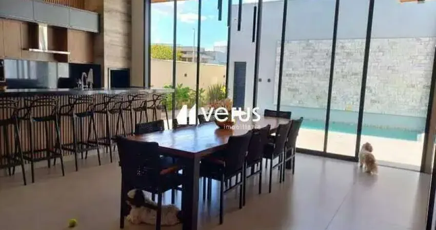CASA EM CONDOMÍNIO à venda, 3 quartos, 3 suítes, 2 vagas, LARANJEIRAS - Uberlândia/MG