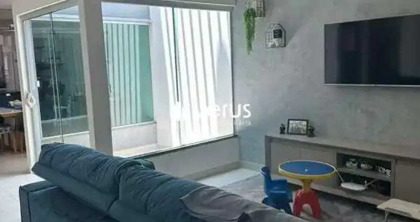 Casa à venda, 3 quartos, 1 suíte, 2 vagas, JARDIM EUROPA - Uberlândia/MG