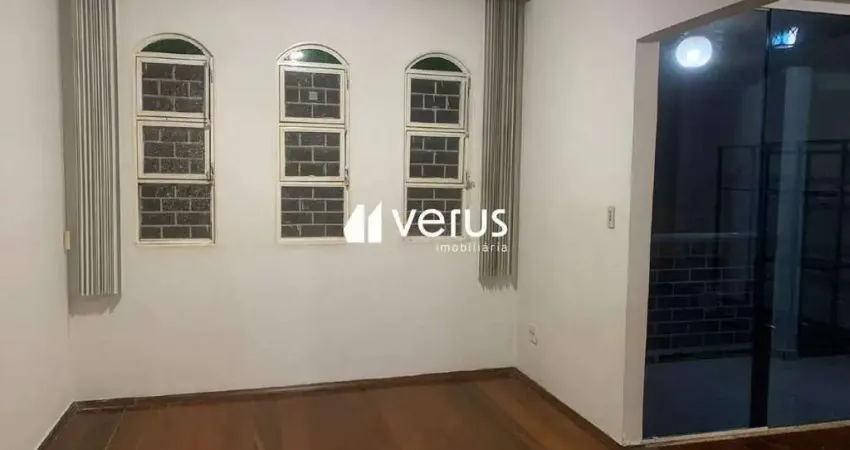 Casa com 3 quartos à venda no Tabajaras, Uberlândia 