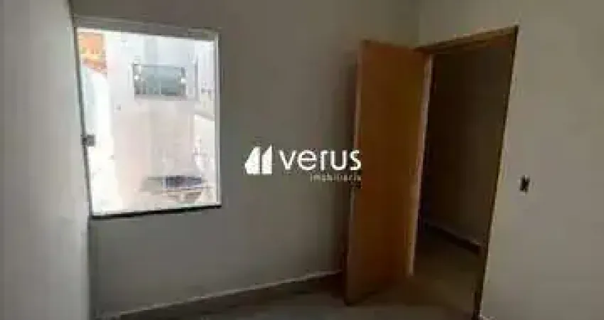 Casa a venda em ótima localização no bairro LARANJEIRAS