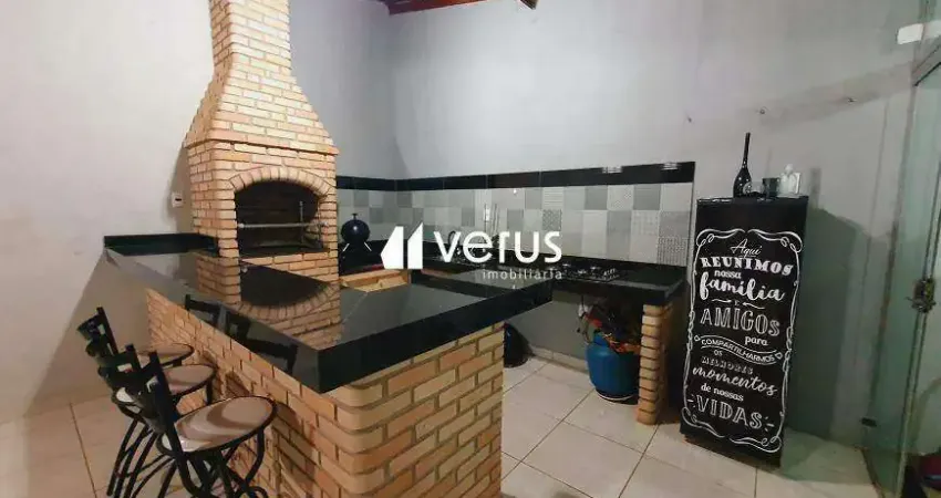 Casa à venda, 3 quartos, 1 suíte, 2 vagas, LARANJEIRAS - Uberlândia/MG