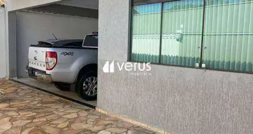 Casa à venda, 3 quartos, 2 suítes, 4 vagas, MORADA DA COLINA - Uberlândia/MG
