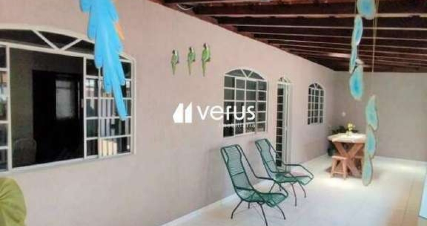 Casa com 3 quartos à venda no Santa Rosa, Uberlândia 
