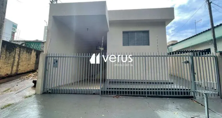 Casa à venda, 3 quartos, 1 vaga, Saraiva - Uberlândia/MG