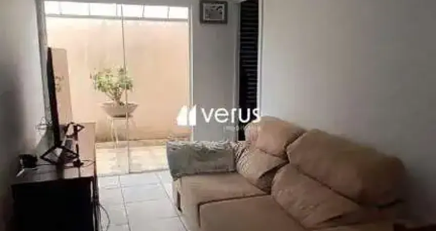 Casa à venda, 4 quartos, 1 suíte, 2 vagas, JARDIM HOLANDA - Uberlândia/MG