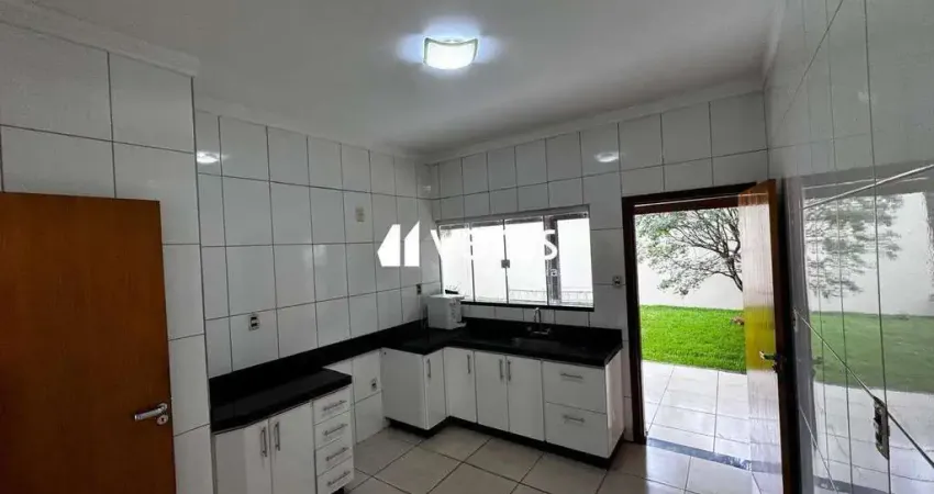 CASA EM CONDOMÍNIO para aluguel, 3 quartos, 1 suíte, 2 vagas, JARDIM INCONFIDENCIA - Uberlândia/MG