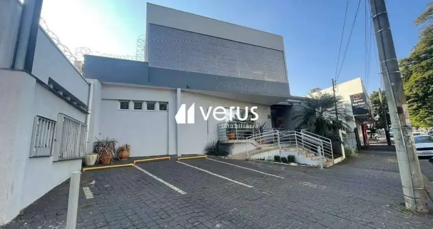Casa comercial bairro Martins