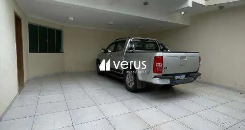 SOBRADO para aluguel, 5 quartos, 4 suítes, 2 vagas, DANIEL FONSECA - Uberlândia/MG
