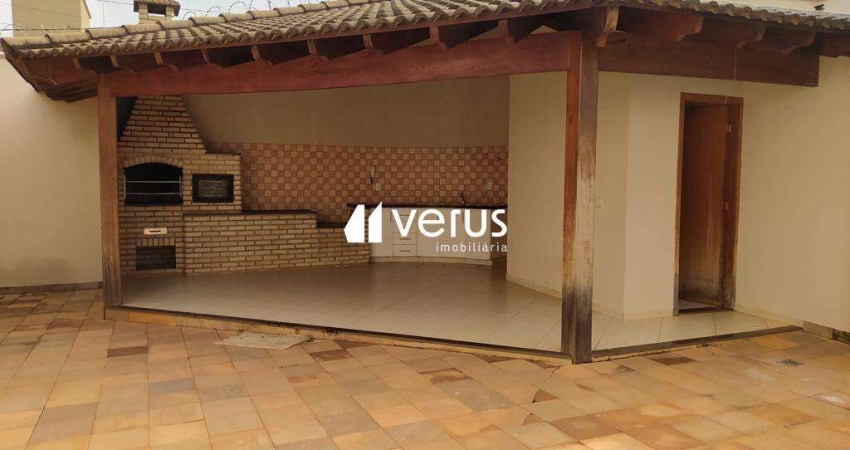 Casa para aluguel, 4 quartos, 1 suíte, 3 vagas, ALTO UMUARAMA - Uberlândia/MG