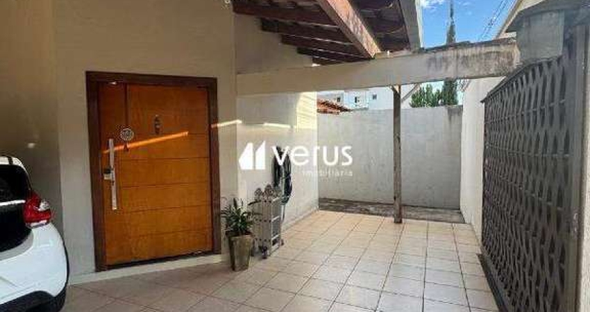 Casa à venda, 3 quartos, 1 suíte, 3 vagas, Santa Mônica - Uberlândia/MG