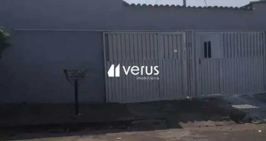 CASA EM COLÔNIA à venda, 2 quartos, 1 suíte, 1 vaga, CARAJAS - Uberlândia/MG