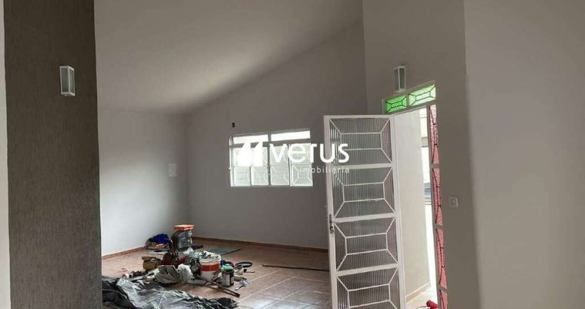Casa à venda, 3 quartos, 1 suíte, 3 vagas, UMUARAMA - Uberlândia/MG