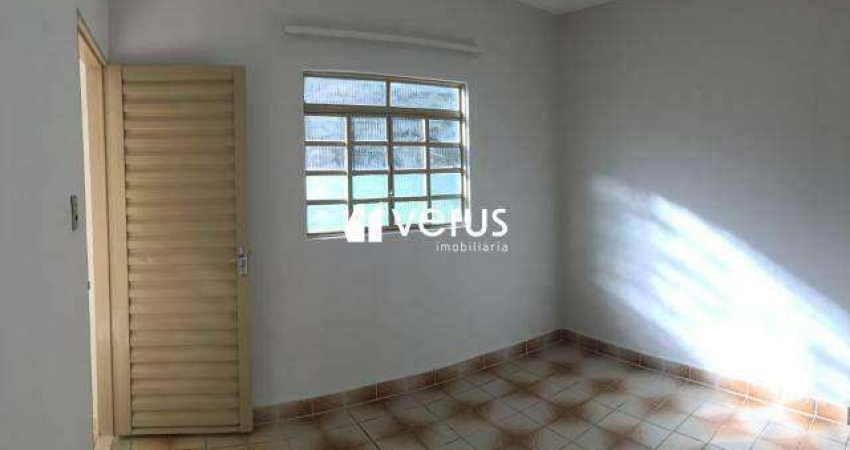 Casa para aluguel, 1 quarto, Segismundo Pereira - Uberlândia/MG