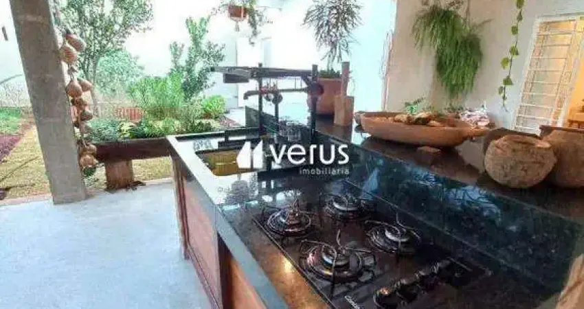 Casa para aluguel, 3 quartos, 2 suítes, 2 vagas, Vigilato Pereira - Uberlândia/MG