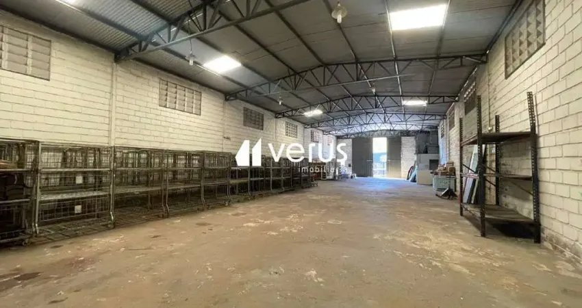 Casa com 1 quarto à venda no Marta Helena, Uberlândia