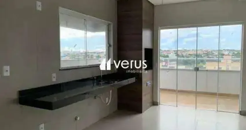 Cobertura à venda, 2 quartos, 2 suítes, 2 vagas, Segismundo Pereira - Uberlândia/MG