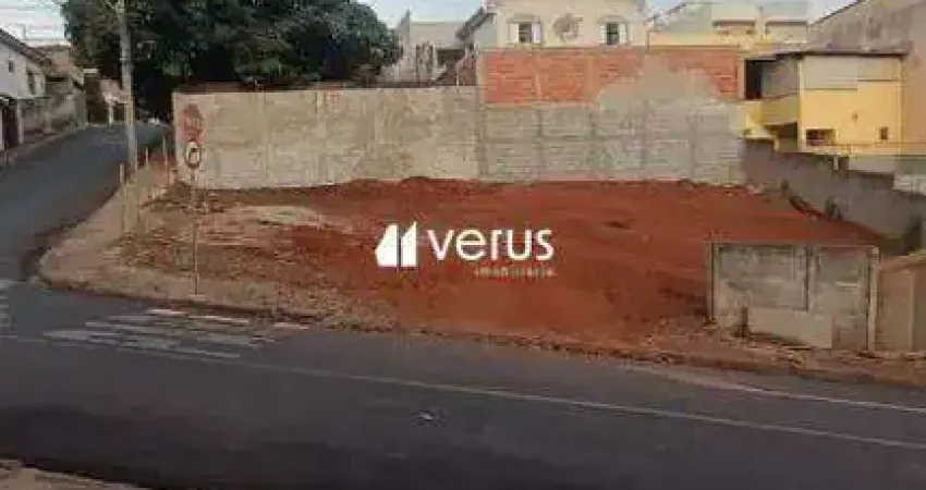 Terreno à venda no Fundinho, Uberlândia