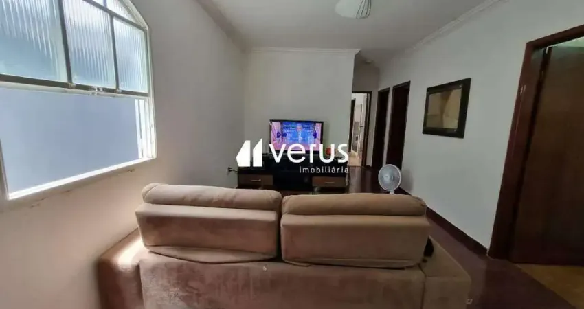 Casa à venda, 3 quartos, 1 suíte, 2 vagas, CIDADE JARDIM - Uberlândia/MG