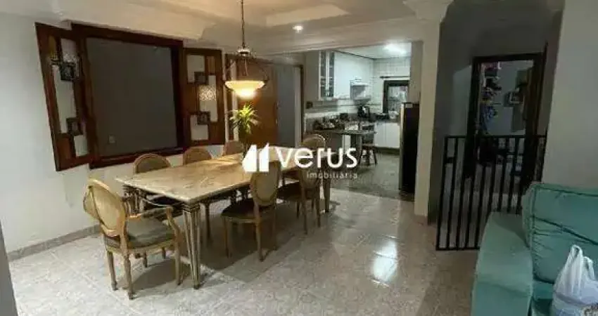 SOBRADO à venda, 3 quartos, 3 suítes, 2 vagas, CIDADE JARDIM - Uberlândia/MG