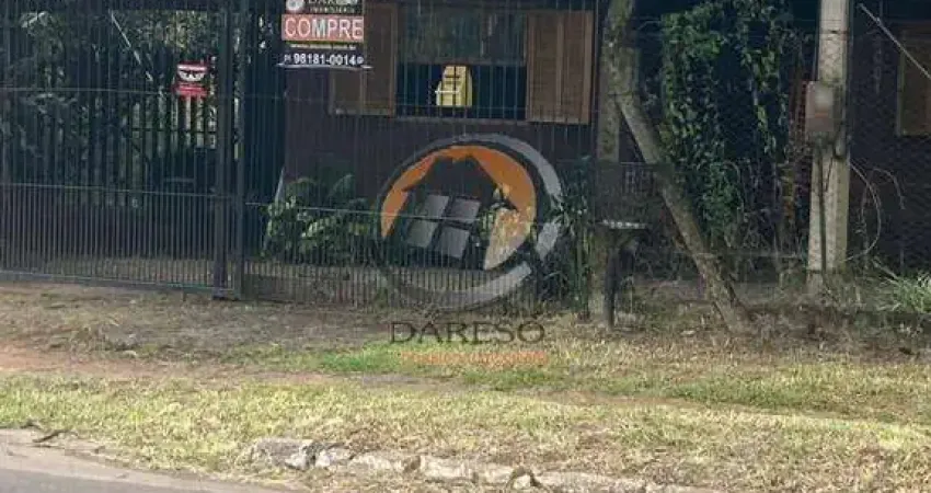 CASA MISTA EM TERRENO COM 498,00m² EM LOCALIZAÇÃO PRIVILEGIADA