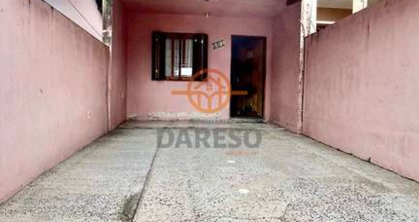 LINDO SOBRADO DE 2 DORM. C/ PÁTIO NA FRENTE E FUNDOS EM ÓTIMA LOCALIZAÇÃO