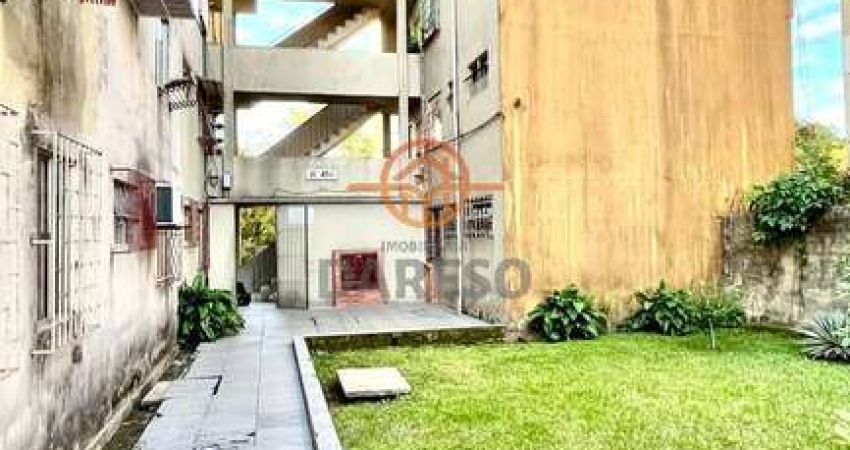 APARTAMENTO TÉRREO COM 2 DORMITÓRIOS COHAB EM EXCELENTE ESTADO