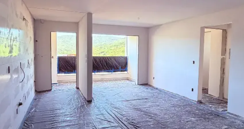 Apartamento quase pronto em 80x, 02 suítes em bal. perequê porto belo