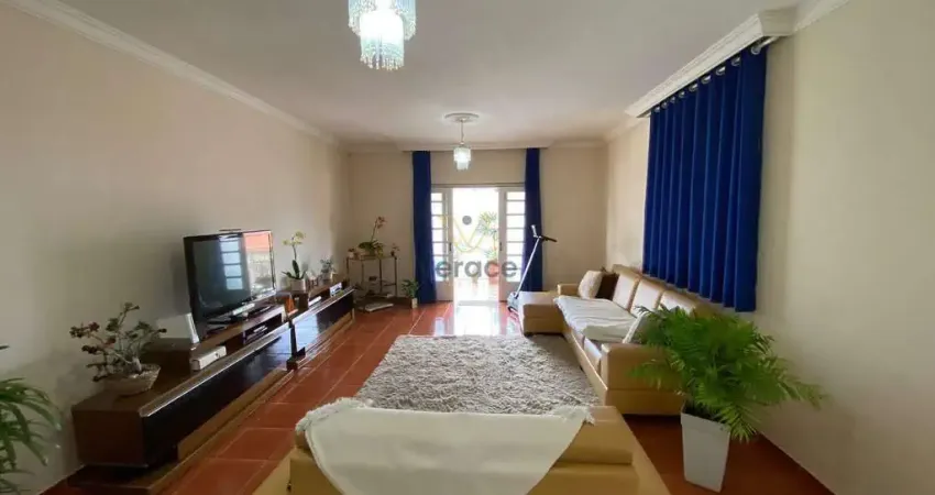 Casa com 4 quartos à venda na Avenida Consider, Siderurgia, Ouro Branco