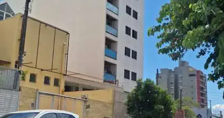 Apartamento à venda no Edifício Porto Velho no Taquaral em Campinas/SP.