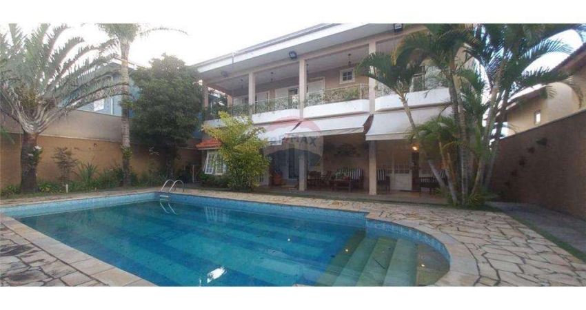 Casa à venda condomínio Portal do Paraíso em Jundiaí com 4 suítes, piscina, área gourmet