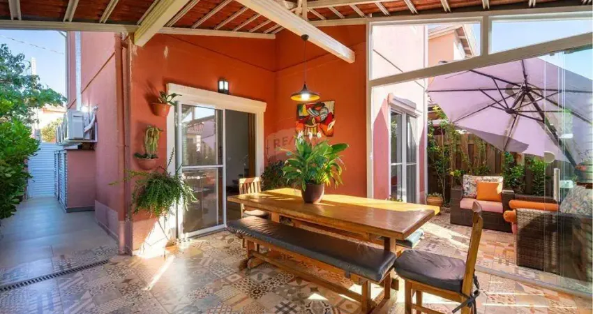 Sobrado no condomínio casas da toscana, 3 dormitórios, sendo 1 suite e 2 vagas de garagem, sendo 1 coberta