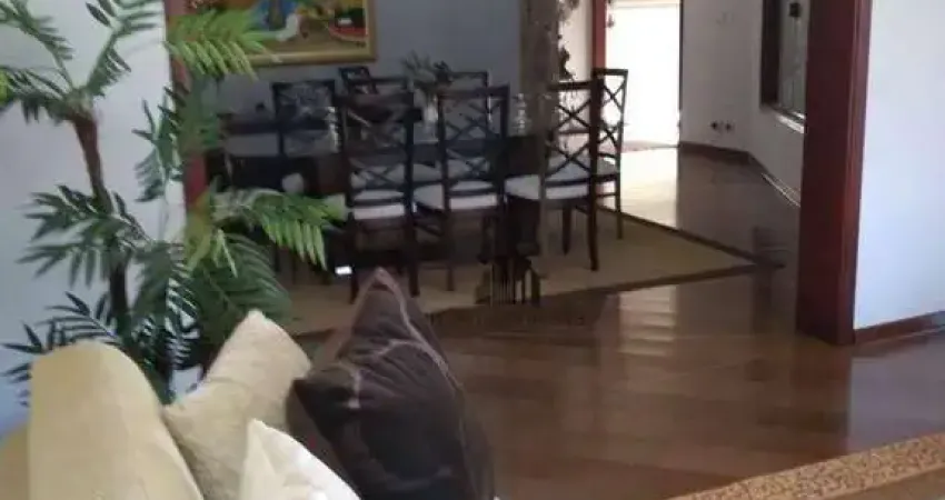 Casa com 3 dormitórios à venda, 250 m² por R$ 1.100.000 - Parque Novo Mundo - Americana/SP