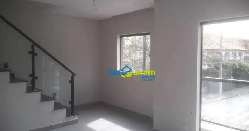Sobrado com 3 dormitórios à venda, 128 m² por R$ 760.000,00 - Parque Jaçatuba - Santo André/SP