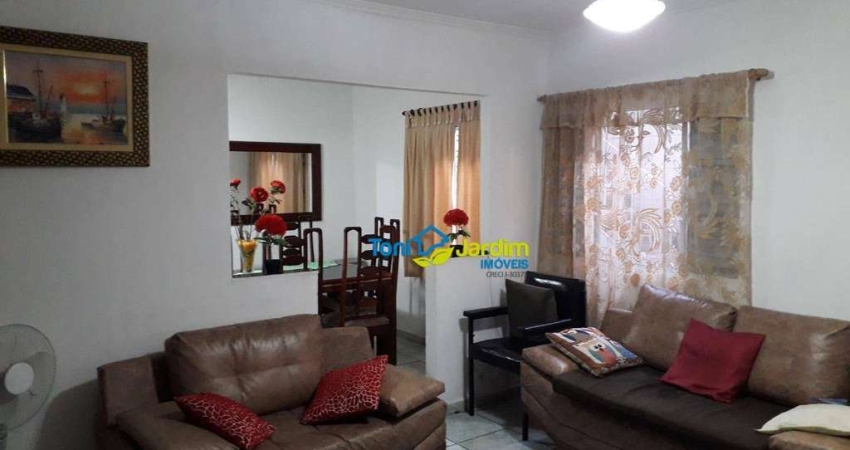 Sobrado com 3 dormitórios à venda, 242 m² por R$ 585.000,00 - Jardim Utinga - Santo André/SP