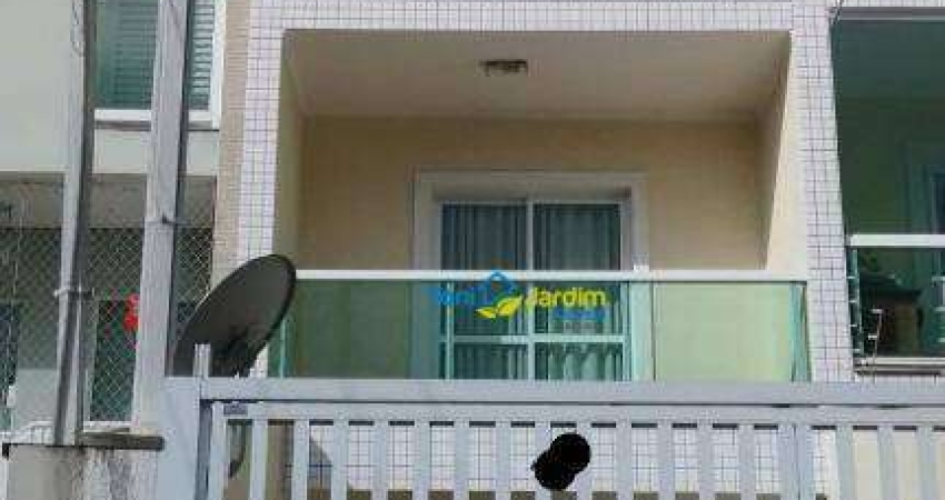 Sobrado com 3 dormitórios à venda, 123 m² por R$ 615.000,00 - Vila Humaitá - Santo André/SP