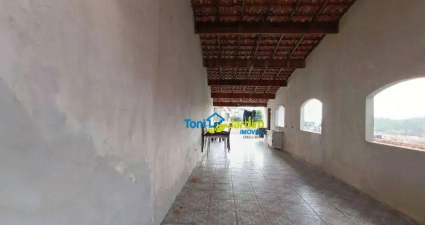 Sobrado com 3 dormitórios à venda, 280 m² por R$ 380.000,00 - Condomínio Maracanã - Santo André/SP