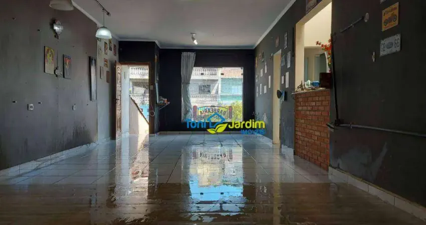 Sobrado com 2 dormitórios à venda, 251 m² por R$ 780.000,00 - Condomínio Maracanã - Santo André/SP