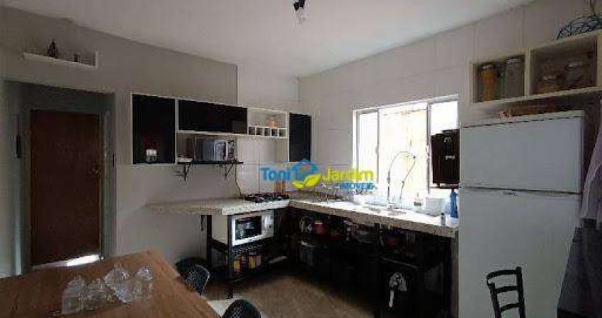 Casa com 3 dormitórios para alugar, 75 m² por R$ 1.300,00/mês - Vila Guarani - Santo André/SP