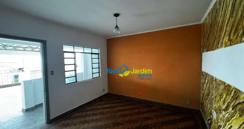 Casa com 2 dormitórios para alugar, 320 m² por R$ 2.026,74/mês - Cidade São Jorge - Santo André/SP