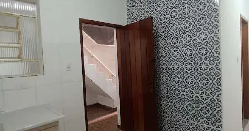 Casa com 2 dormitórios para alugar, 52 m² por R$ 1.496,00/mês - Jardim Cristiane - Santo André/SP