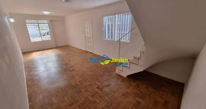 Sobrado com 3 dormitórios para alugar, 208 m² por R$ 3.599,25/mês - Parque Jaçatuba - Santo André/SP