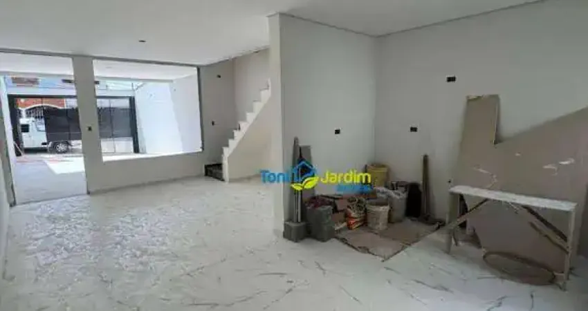 Sobrado com 3 dormitórios à venda, 147 m² por R$ 990.000,00 - Vila Camilópolis - Santo André/SP